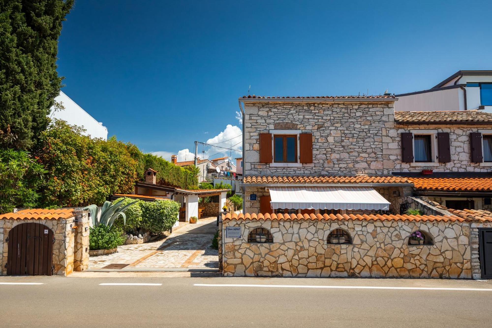 Beach House - Sea Breeze Porec Luaran gambar
