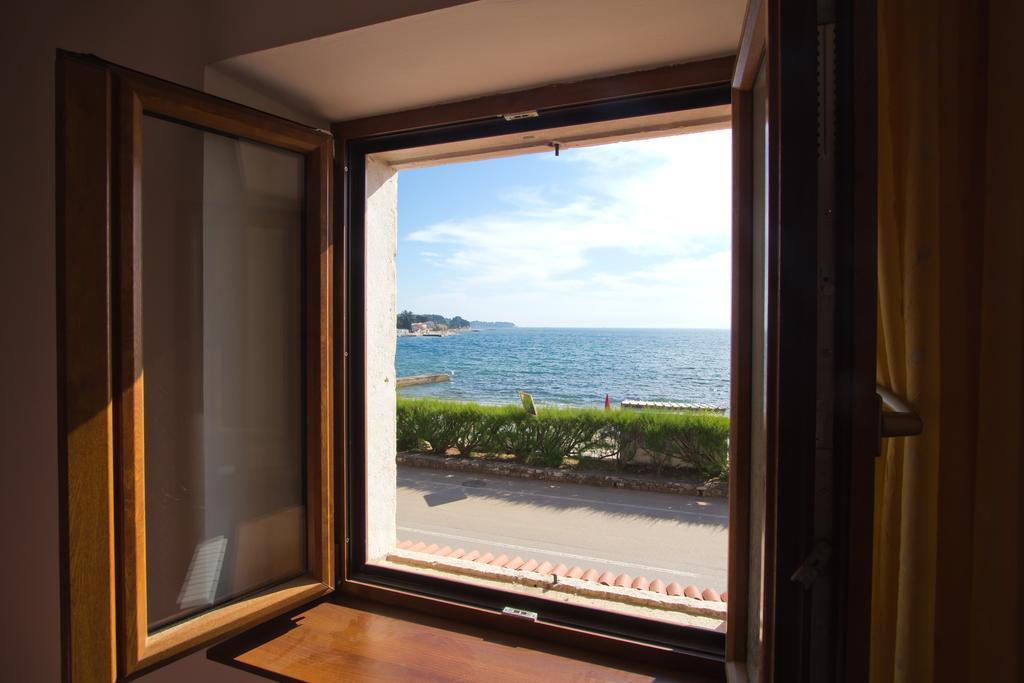 Beach House - Sea Breeze Porec Luaran gambar